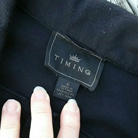 Timing brand black jacket with faux brass buttons - Picture 4 of 7